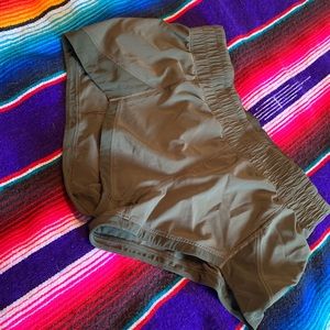 Luluelemon shorts